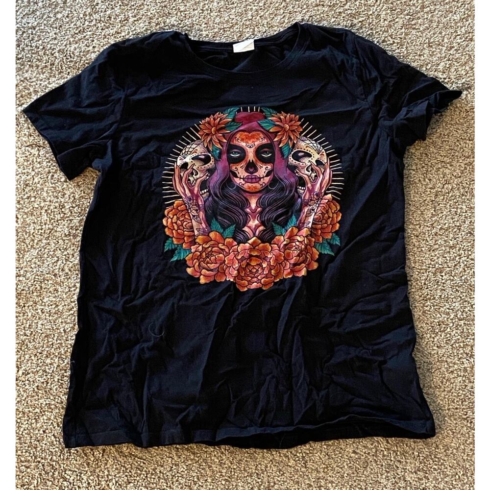 Day of the Dead Sugar Skull Girl Santa Muerte Womens Med T-Shirt 100% Cotton